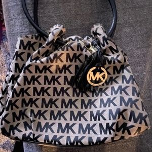 Michael Kors purse